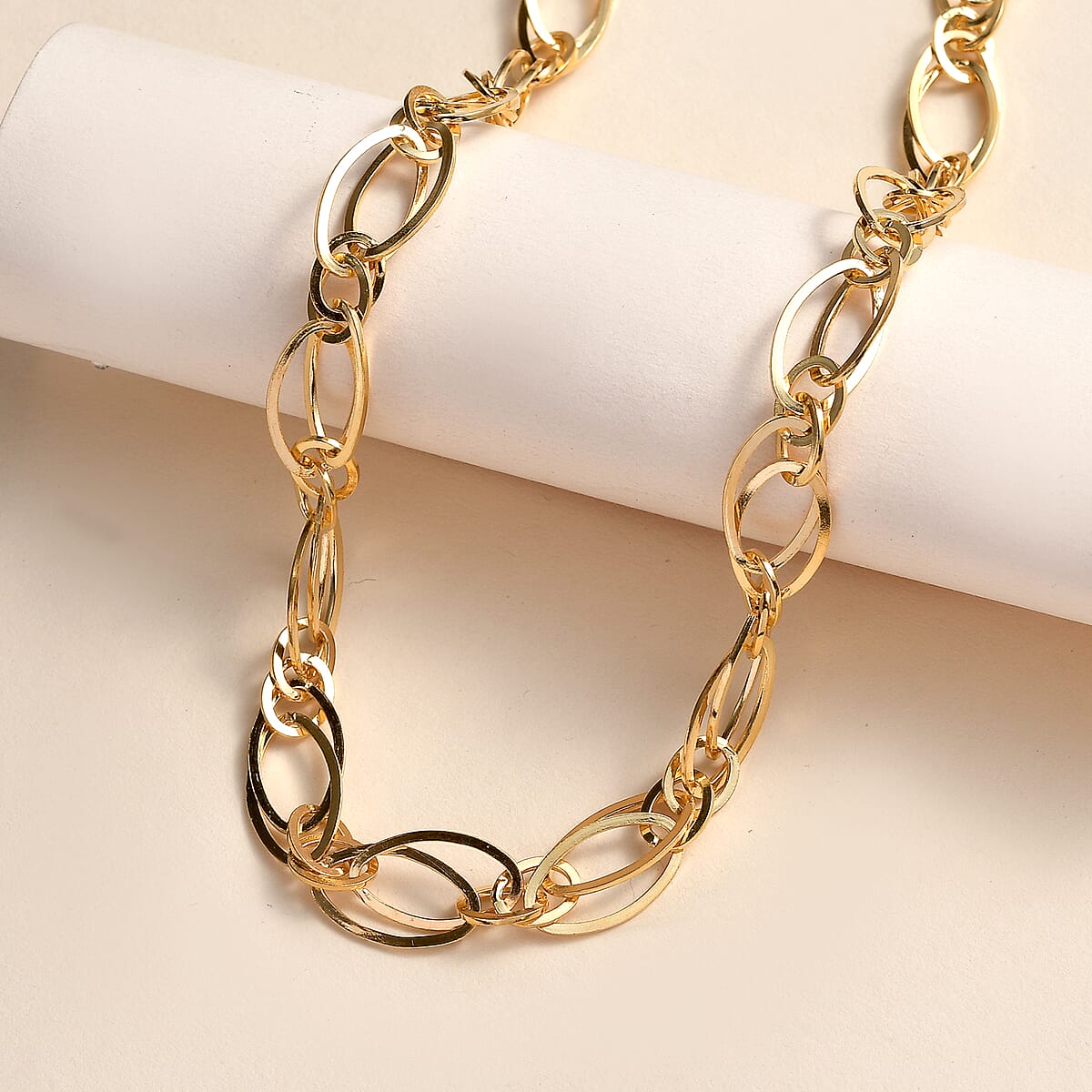 Vermeil Yellow Gold Over Sterling Silver 10mm Oval Link Chain Necklace 20 Inches 24 Grams image number 1