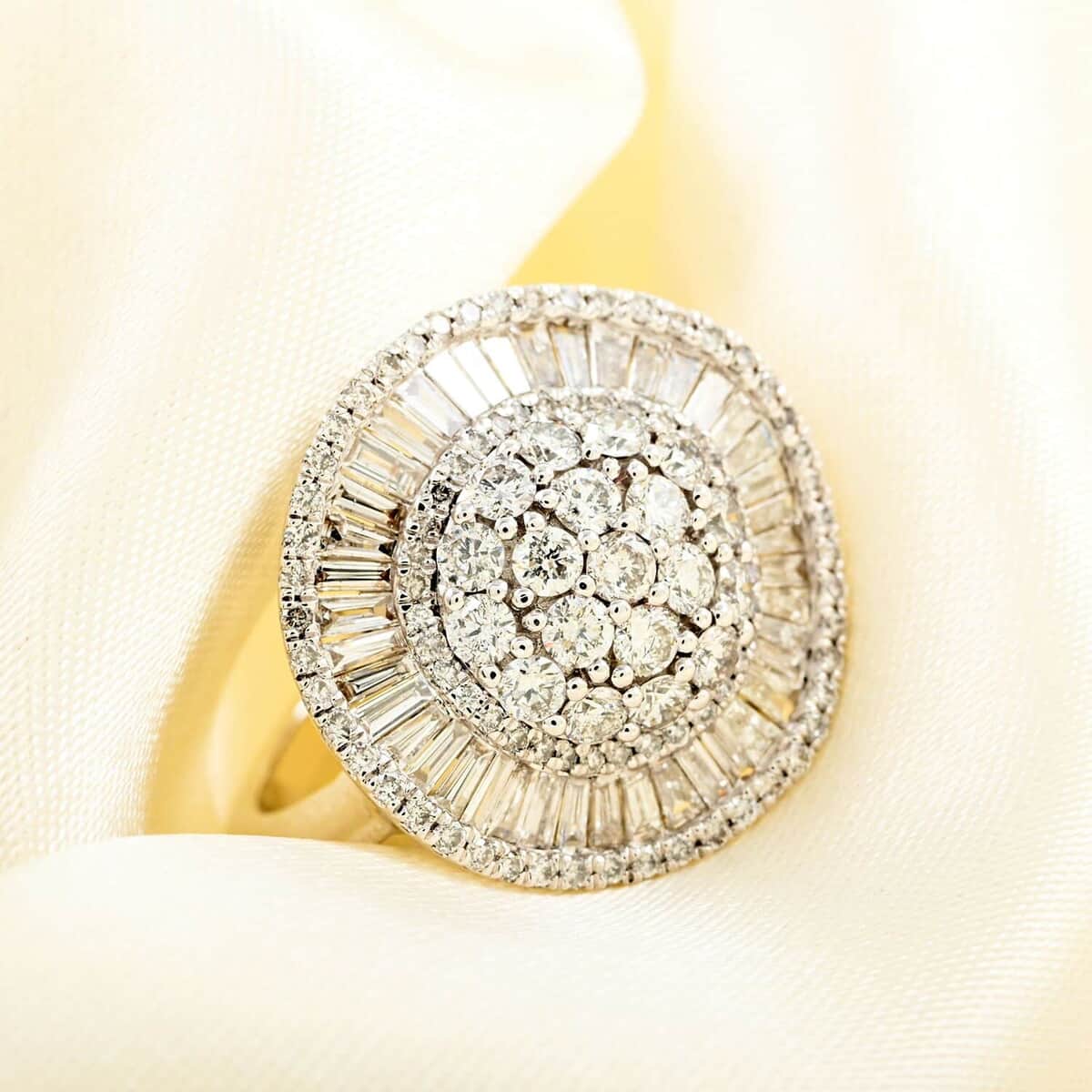 14K White Gold H SI3 Diamond Ring (Size 7.0) 9 Grams 2.00 ctw image number 1
