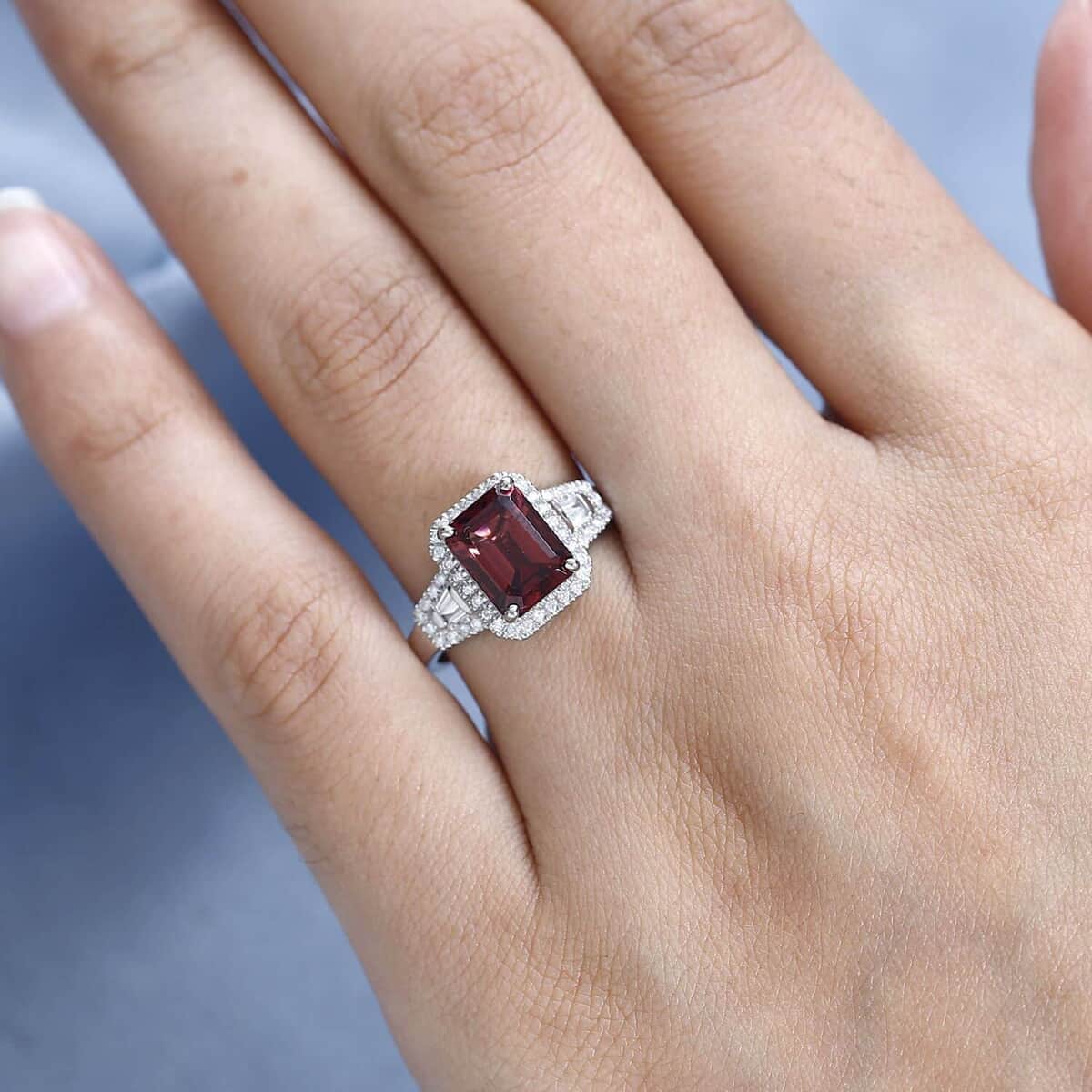 Doorbuster Rhapsody 950 Platinum AAAA Ouro Fino Rubellite and E-F VS2 Diamond Ring (Size 10.0) 6.70 Grams 3.00 ctw (Del. in 5-7 Days) image number 2