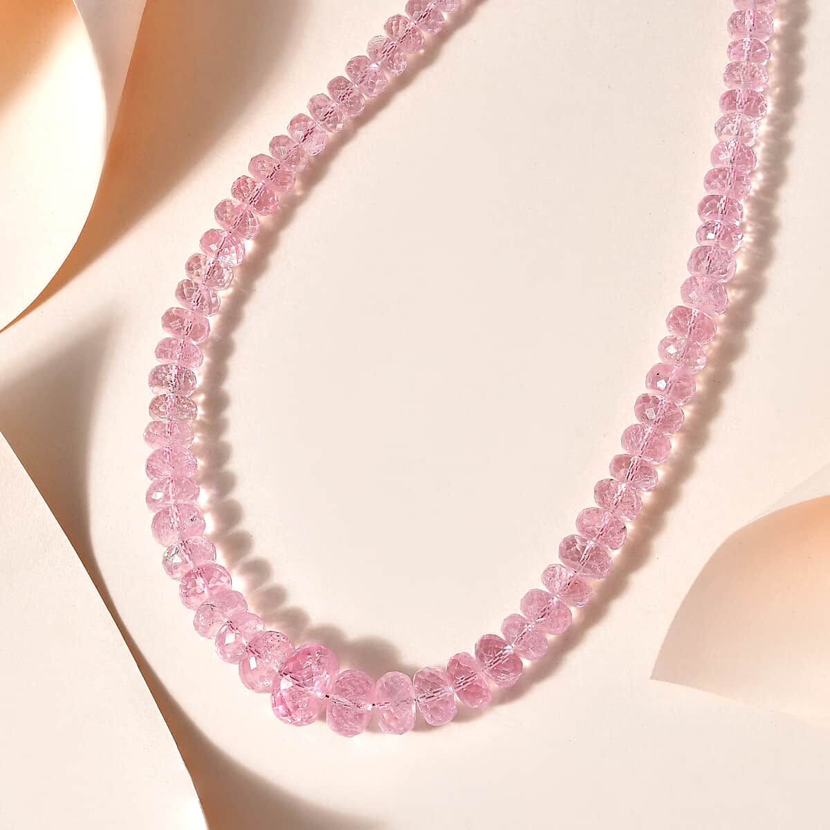 Certified & Appraised Iliana 18K Yellow Gold AAA Pink Morganite Beaded Necklace 18-20 Inches 145.00 ctw image number 1