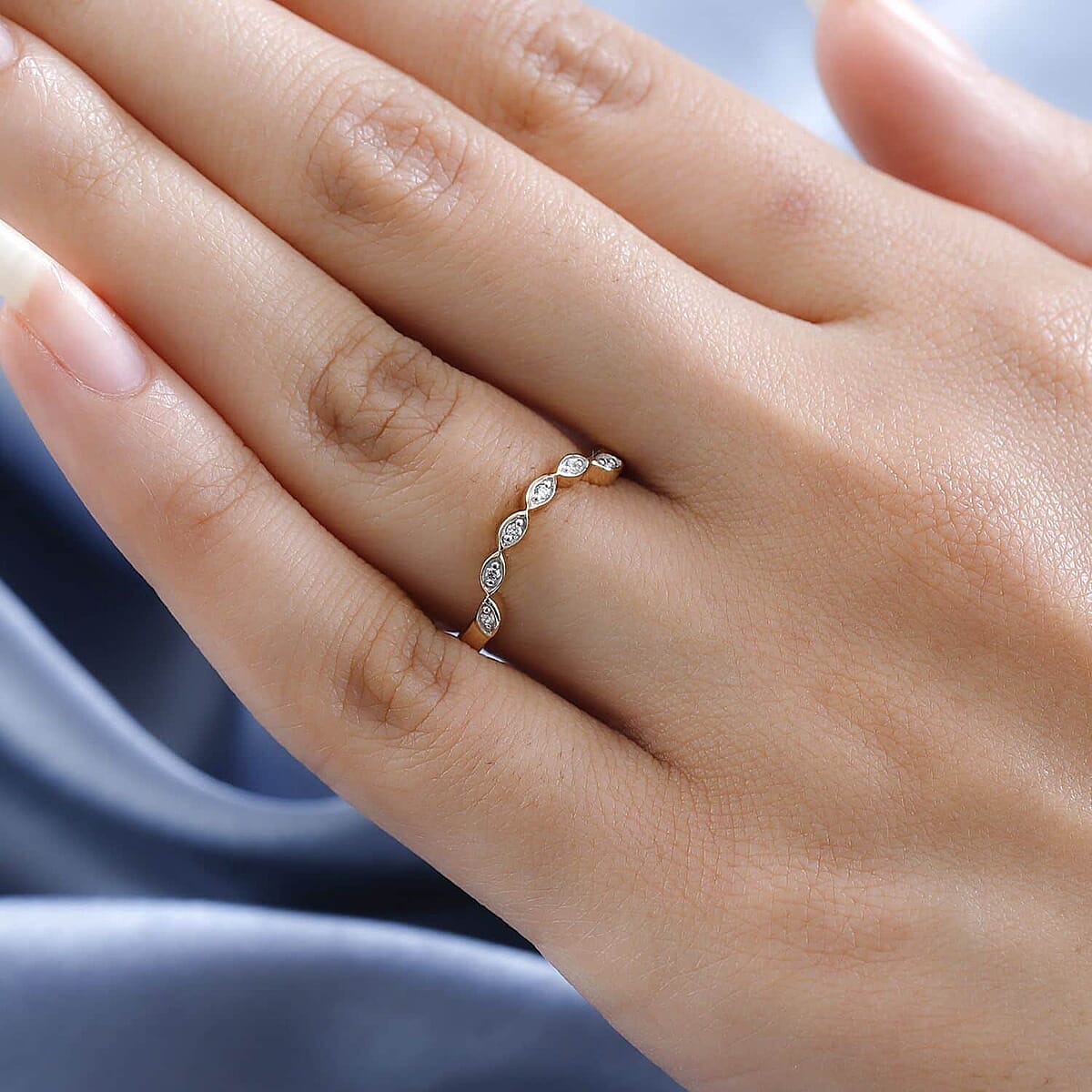 Iliana 18K Yellow Gold G-H SI1 Diamond Band Ring (Size 6.5) 0.05 ctw image number 2