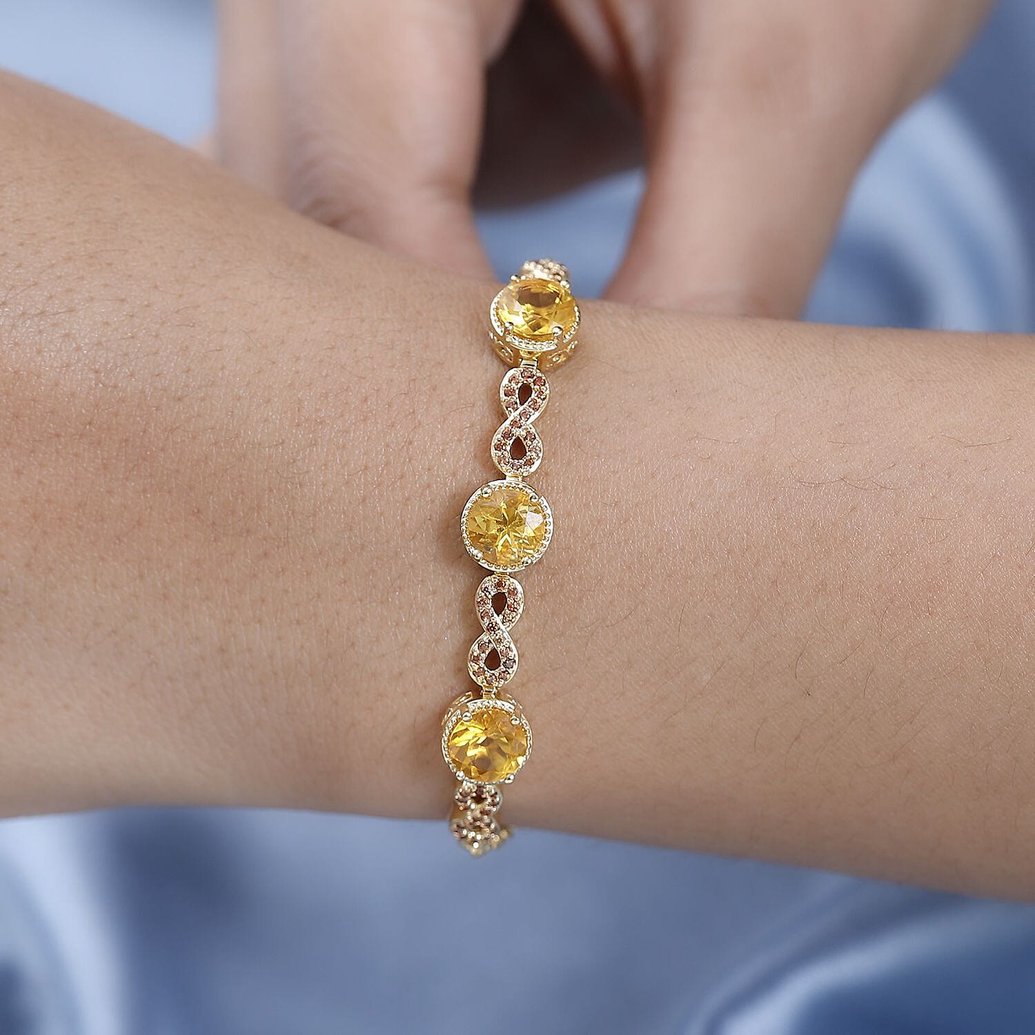 Default Title - Product card gallery slide 3 (10145153089819)