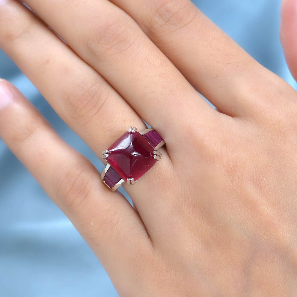 Sugarloaf Niassa Ruby (FF) Ring in Platinum Over Sterling Silver (Size 10.0) 17.00 ctw image number 2