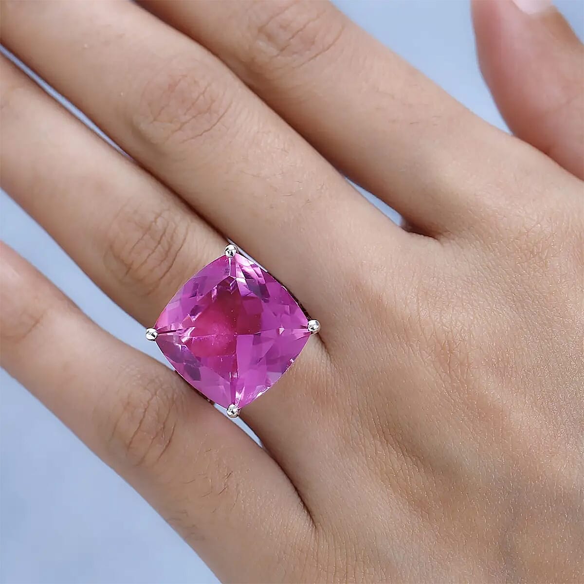 Radiant Orchid Quartz (Triplet) Solitaire Ring in Platinum Over Sterling Silver (Size 11.0) 24.15 ctw image number 7