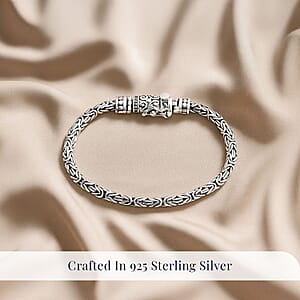 D'Joy Bali Legacy Oval Shape Borobudur Bracelet in Sterling Silver (7.25 In) 16.32 Grams