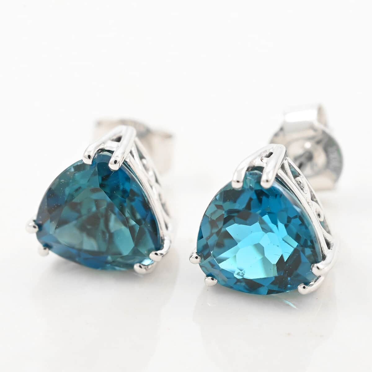 Certified and Appraised Luxoro 10K White Gold AAA London Blue Topaz Solitaire Stud Earrings 4.10 ctw image number 1