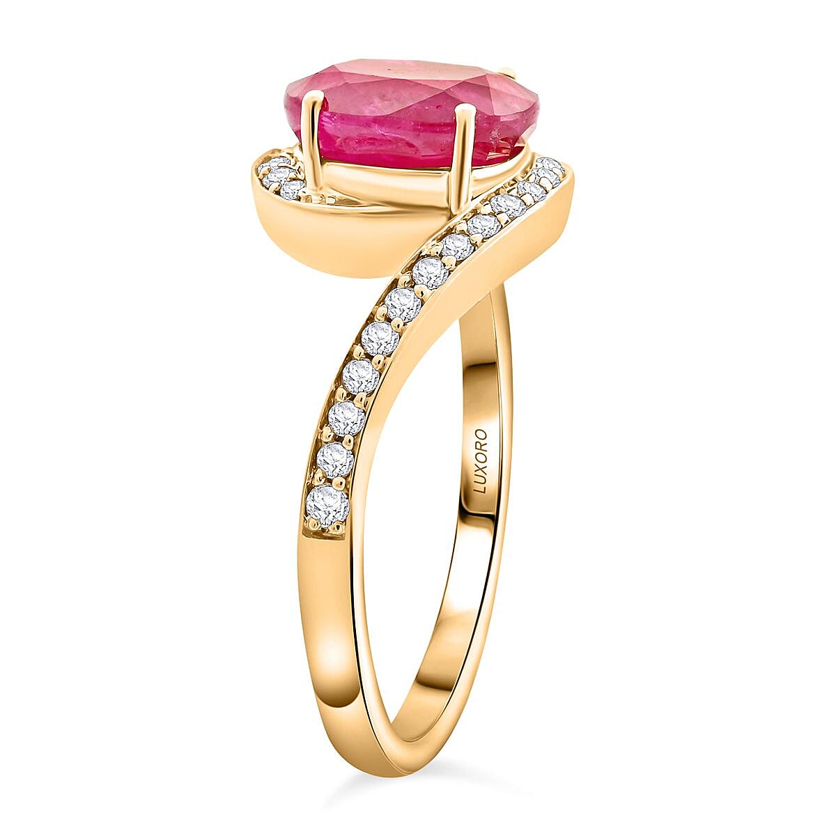 Certified & Appraised Luxoro 14K Yellow Gold AAA Mozambique Ruby and G-H I2 Diamond Ring (Size 9.5) 2.00 ctw image number 3
