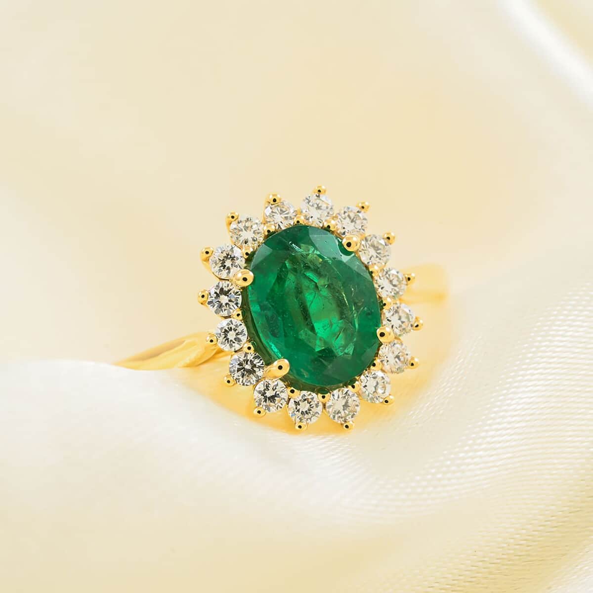 Certified & Appraised Iliana 18K Yellow Gold AAA Kagem Zambian Emerald and G-H SI Diamond Ring (Size 6.0) 4.50 Grams 2.15 ctw image number 1