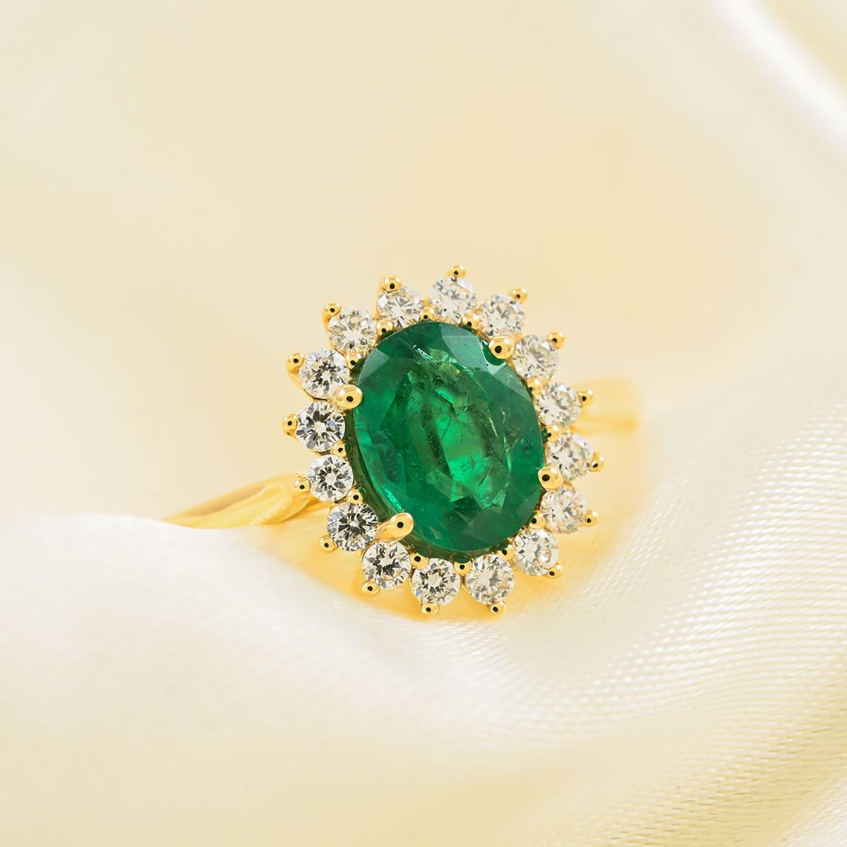 Certified & Appraised Iliana AAA Kagem Zambian Emerald and G-H SI Diamond 2.15 ctw Ring in 18K Yellow Gold (Size 7.0) 4.50 Grams (Del. in 10-15 Days)  image number 1