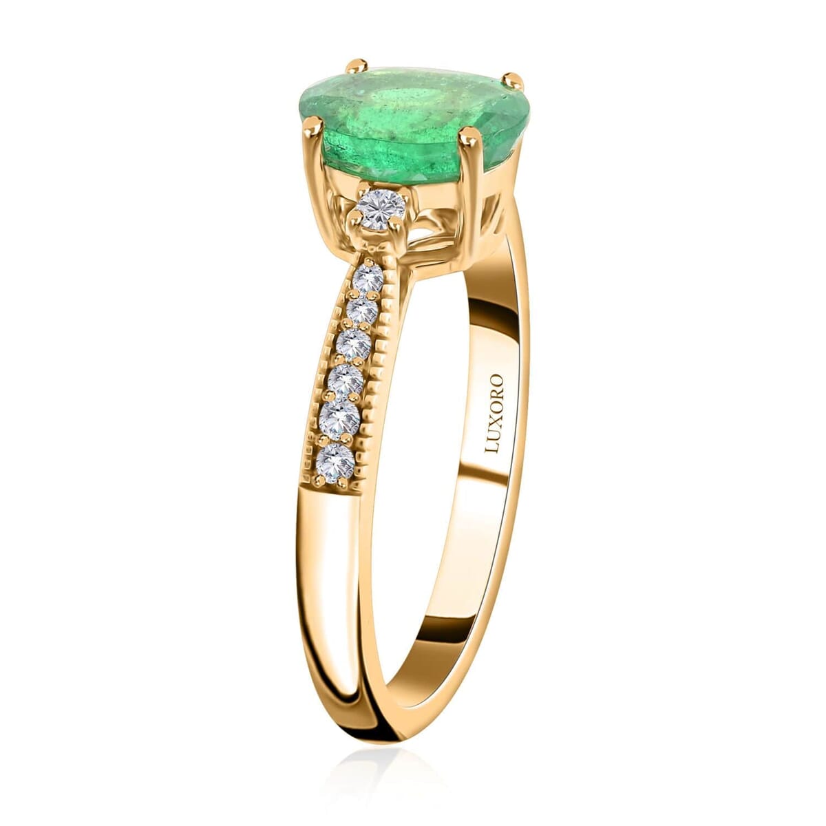 Certified & Appraised Luxoro AAA Gemfield Emerald and G-H I2 Diamond 1.30 ctw Ring in 14K Yellow Gold (Size 7.5) image number 3
