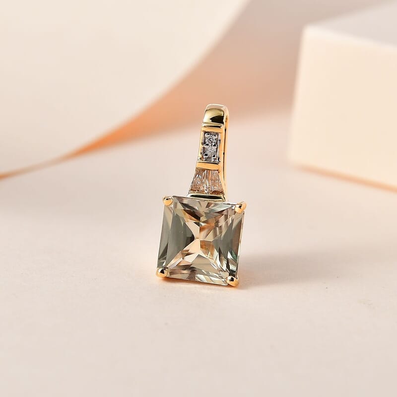 18K Yellow Gold Radiant Cut AAA Turkizite and G-H SI Diamond Pendant 2.00 ctw