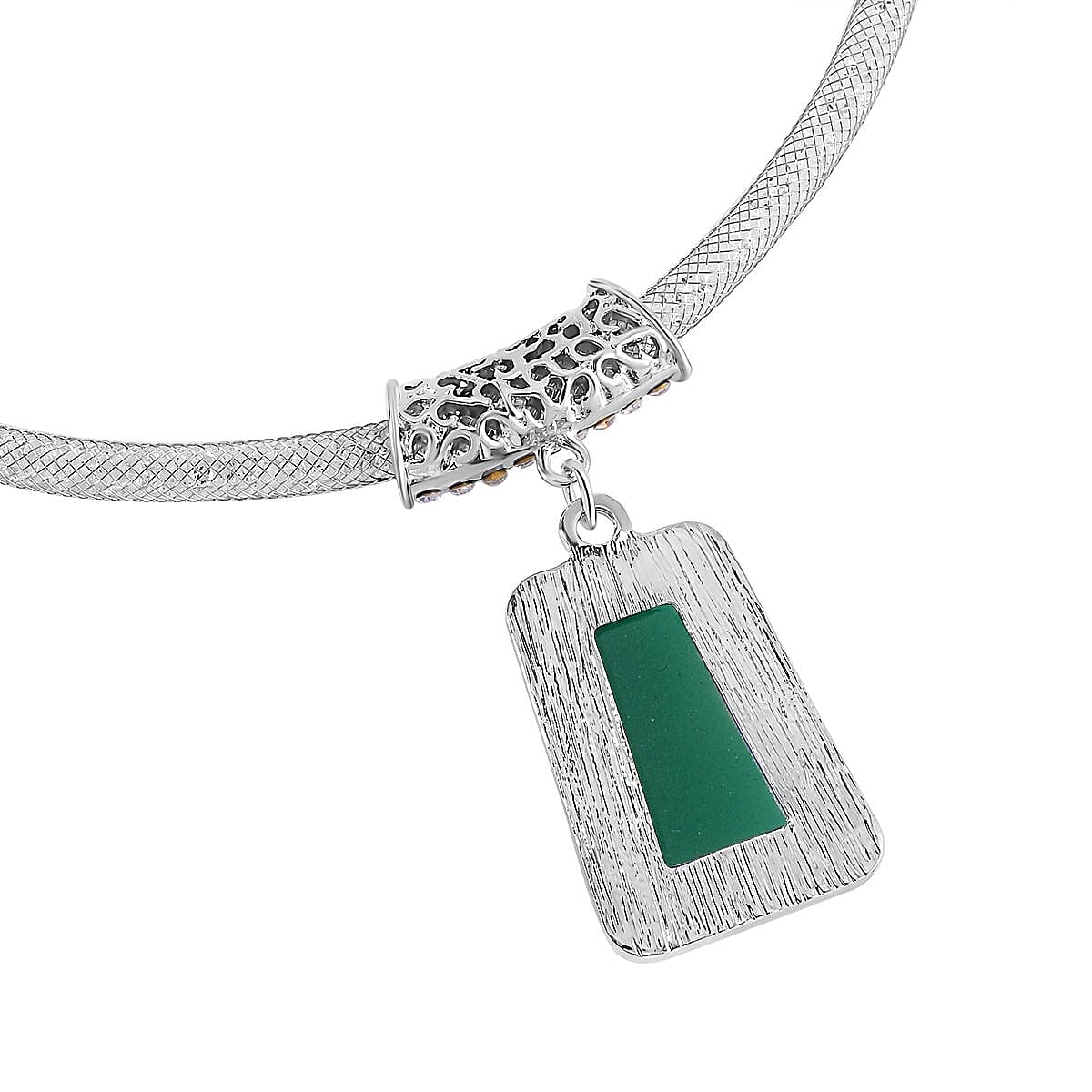 Green Aventurine 57.00 ctw Necklace in Silvertone Alloy 18 Inches