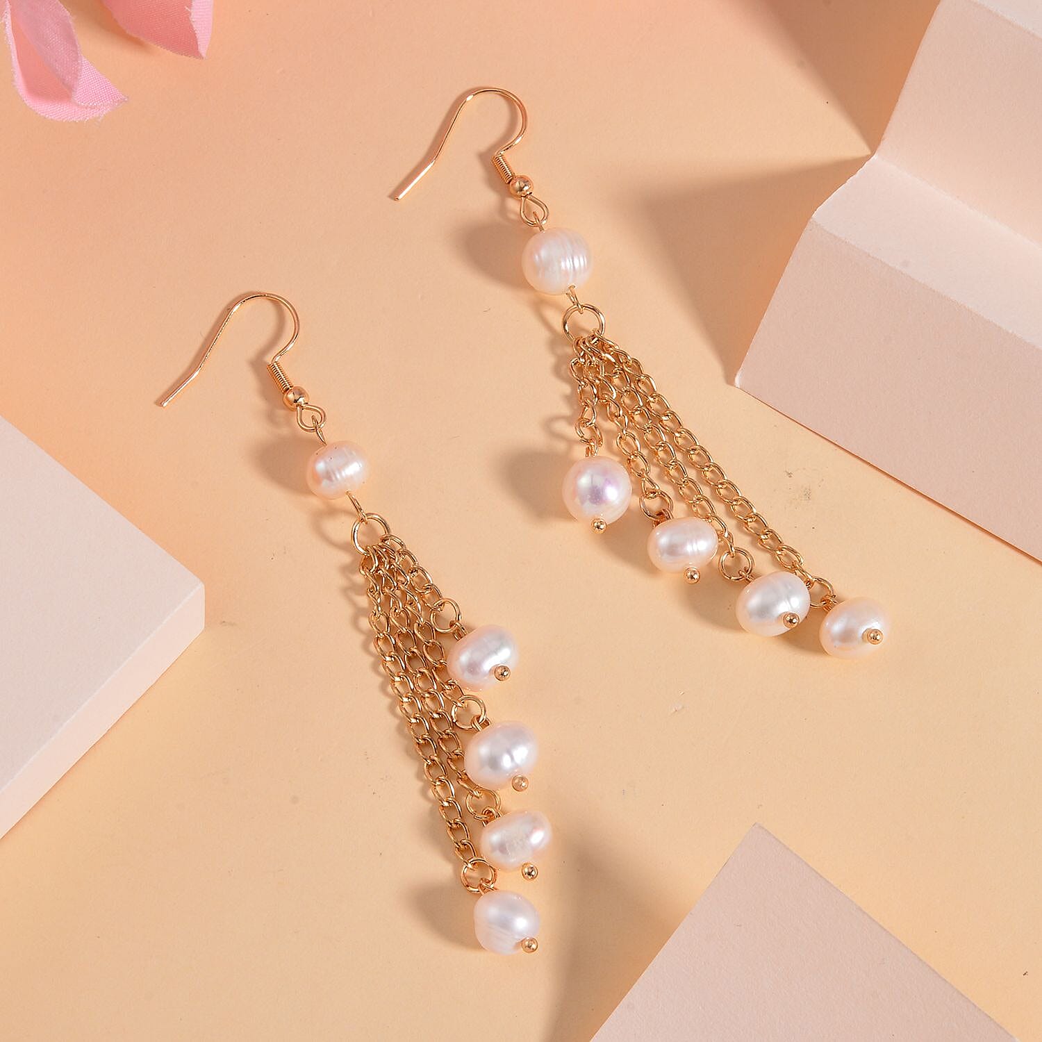 Freshwater Pearl Earrings in Goldtone