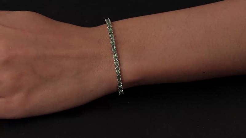 Tanzanian Natural Green Apatite Tennis Bracelet in Platinum Over Sterling Silver (7.25 In) 8.70 ctw