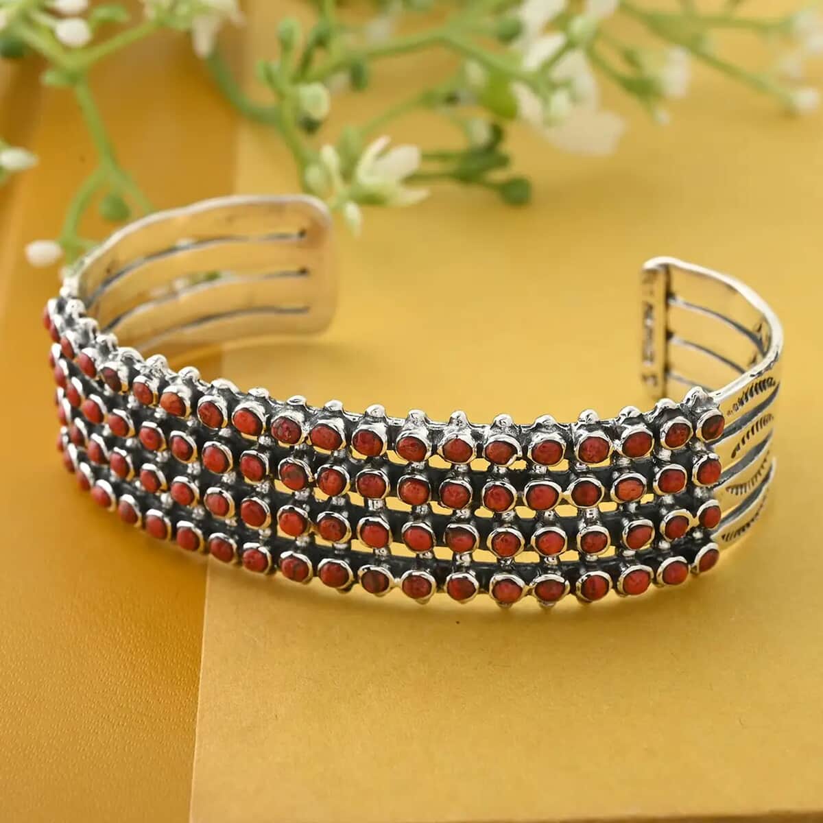 Santa Fe Style Plum Coral Cuff Bracelet in Sterling Silver (6.50 In) image number 1