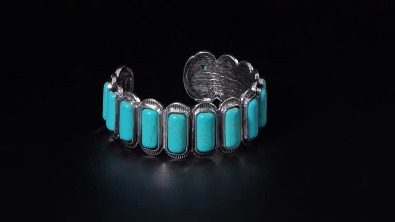 Constituted Blue Howlite Cuff Bracelet in Silvertone (7.50 In) 8.00 ctw