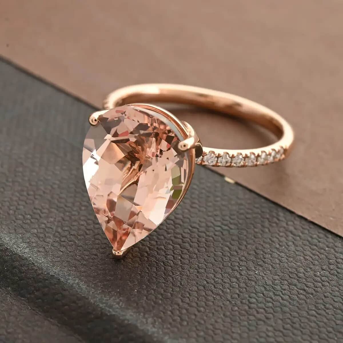 Certified & Appraised Iliana AAA Marropino Morganite and G-H SI Diamond 6.35 ctw Ring in 18K Rose Gold (Size 6.0) image number 1