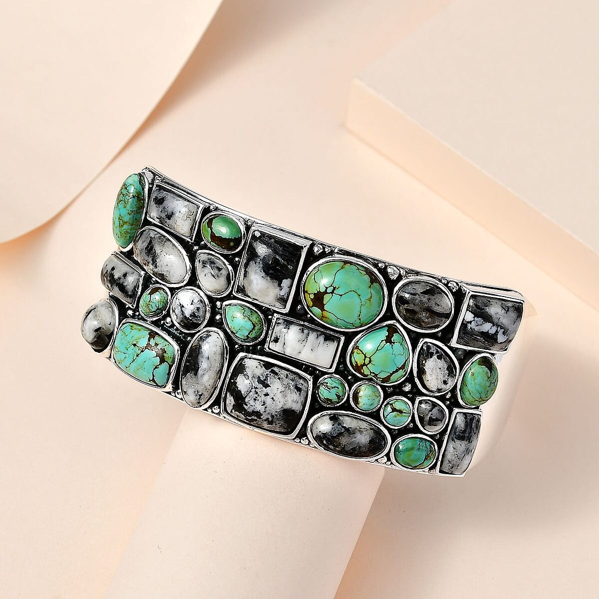 Artisan Crafted Blue Moon Turquoise and White Buffalo Cuff Bracelet in Sterling Silver (7.5 in) 52.60 ctw image number 1