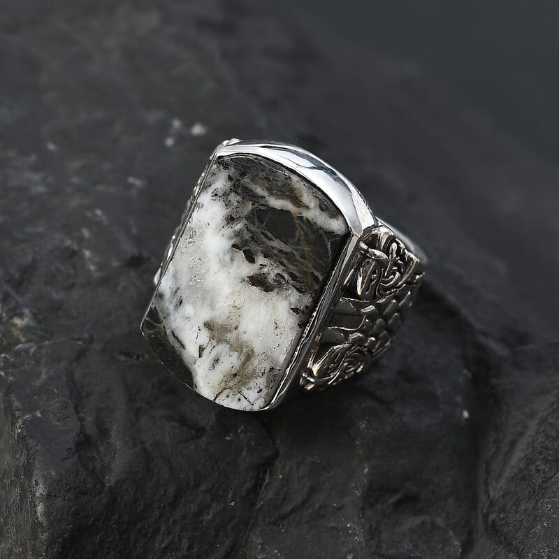 Artisan Crafted White Buffalo Eagle Men's Ring in Sterling Silver (Size 10.0) 26.15 ctw