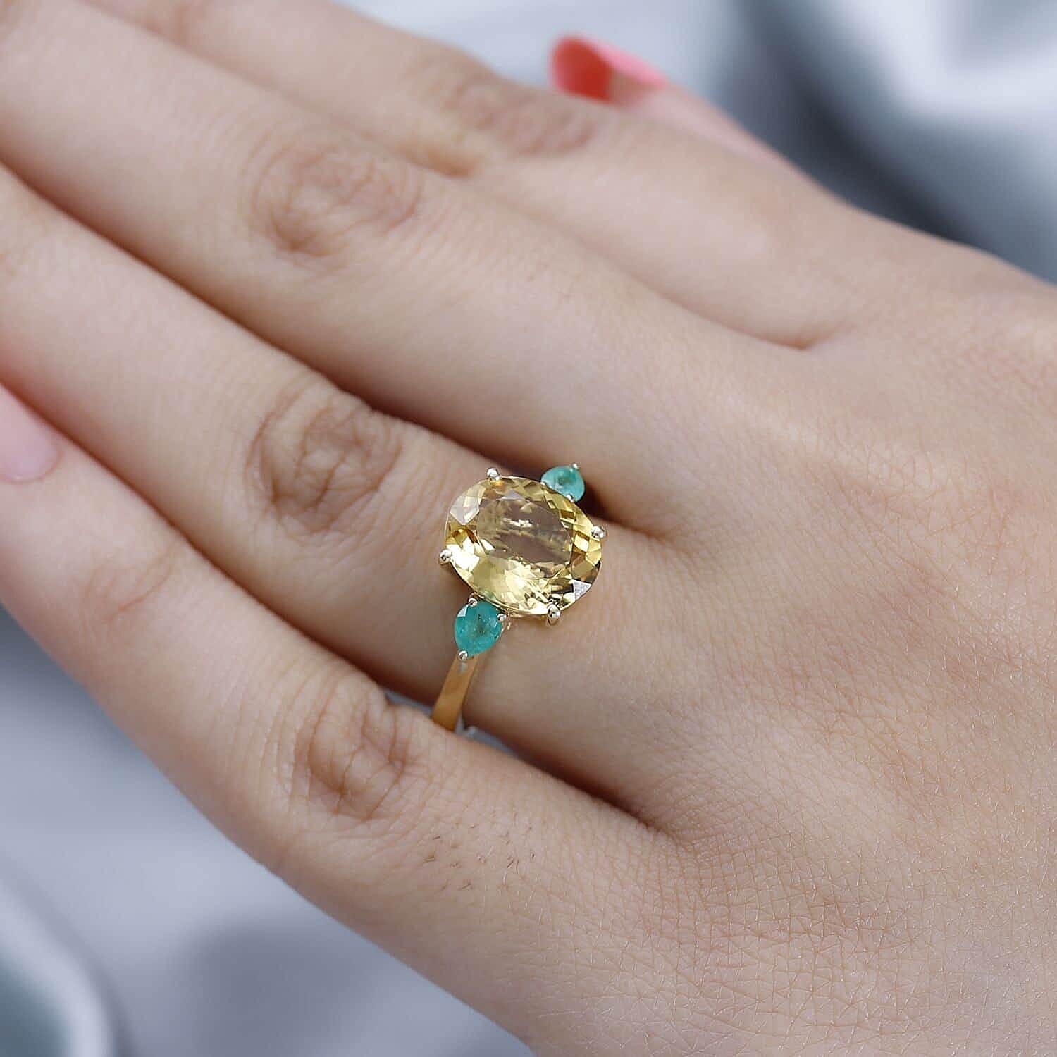 Luxoro 10K Yellow Gold Premium Brazilian Heliodor and Premium Boyaca Colombian Emerald Ring (Size 5.0) 3.15 ctw