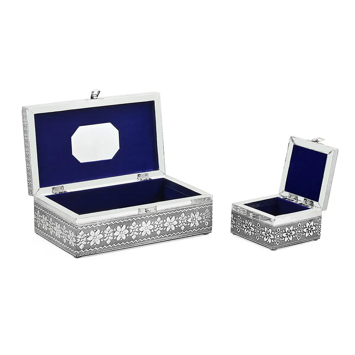 Handcrafted Set of 3 3D Embossed Bald Eagle Aluminium Oxidized Storage Boxes image number 7