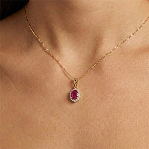 Certified & Appraised Iliana 18K Yellow Gold AAA Ruby and G-H SI Diamond Halo Pendant without Chain 1.10 ctw