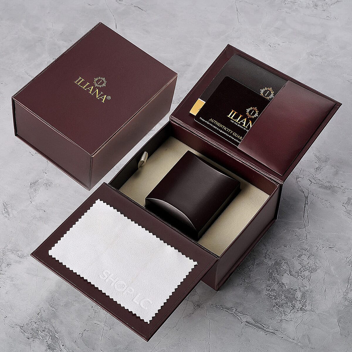 Certified & Appraised Iliana 18K Yellow Gold AAA Ruby and G-H SI Diamond Halo Pendant without Chain 1.10 ctw image number 6