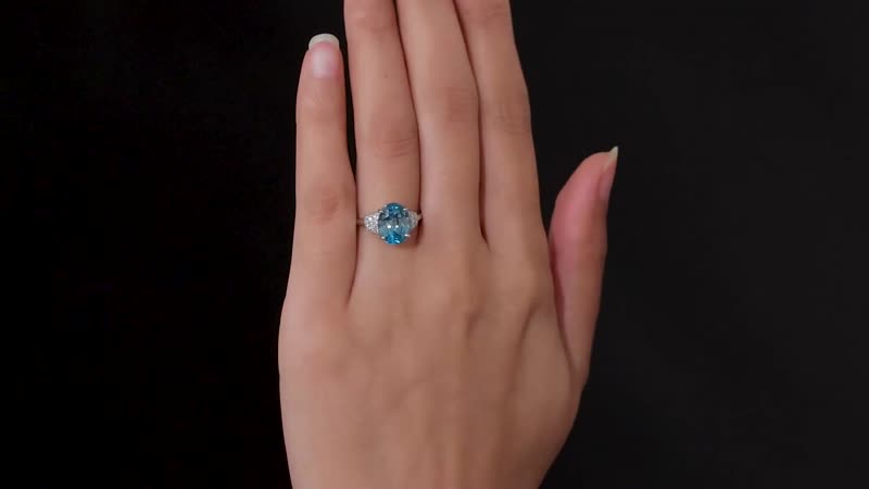 Luxoro 14K White Gold AAA Blue Zircon and G-H I2 Diamond Ring (Size 10.0) 5.60 ctw