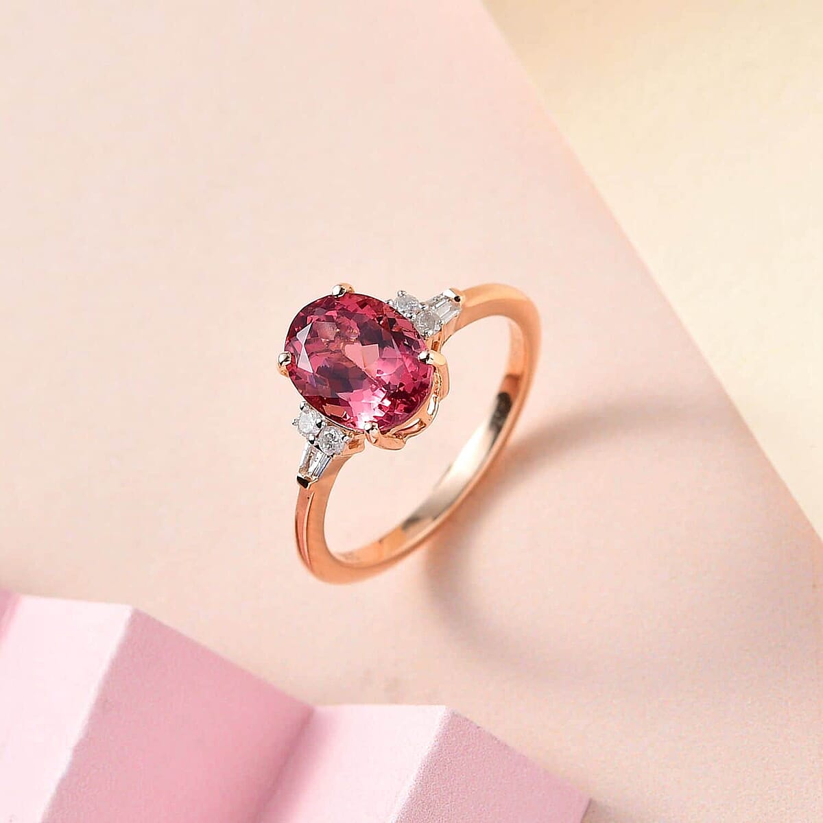 Luxoro 10K Rose Gold Premium Red Rose Apatite and G-H I3 Diamond Ring (Size 8.5) 2.20 ctw image number 1