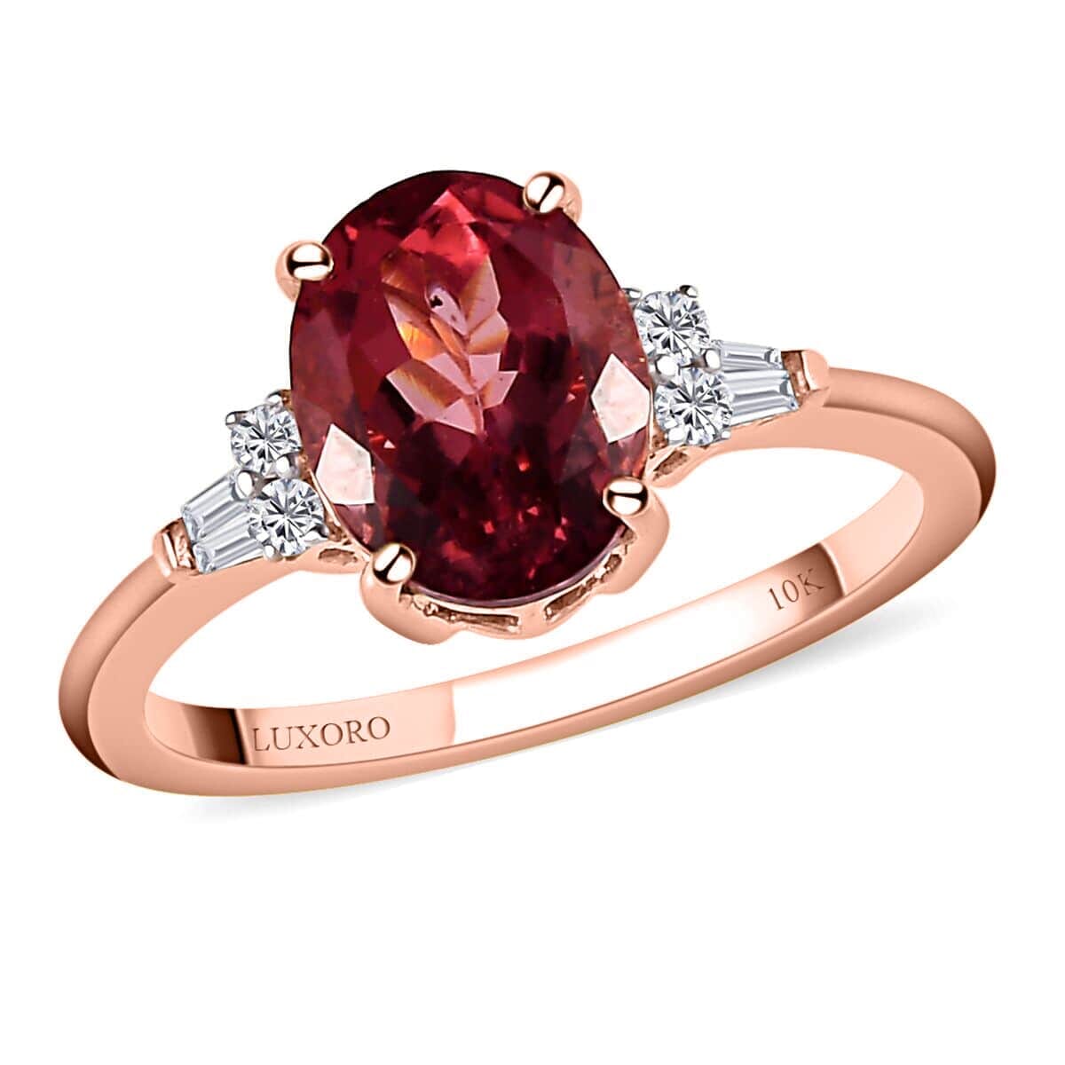 Luxoro 10K Rose Gold Premium Red Rose Apatite and G-H I3 Diamond Ring (Size 9.5) 2.20 ctw image number 0