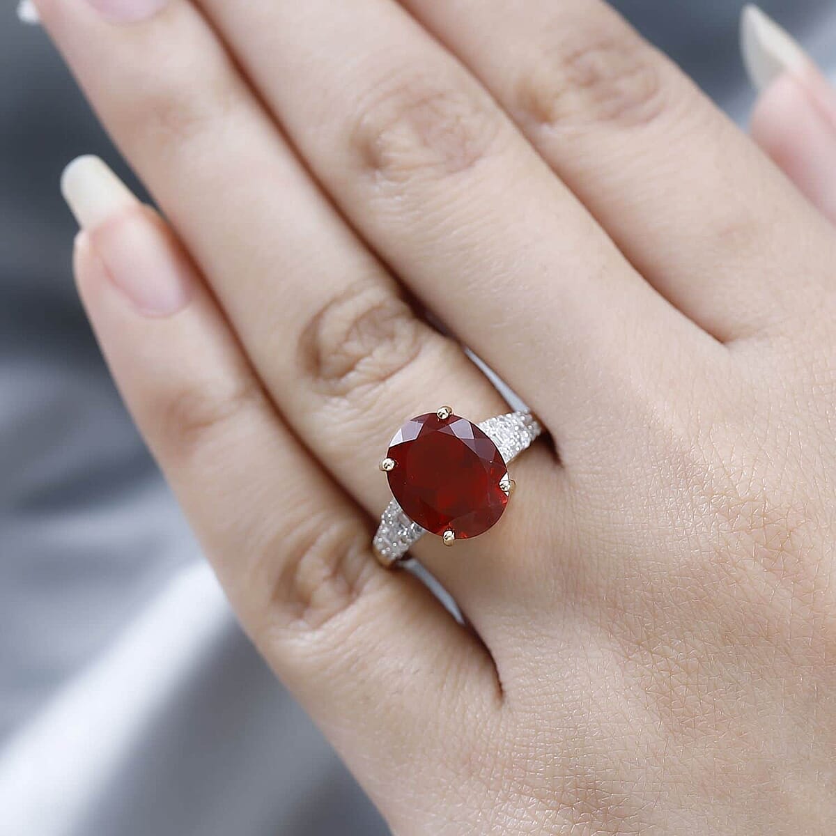 Luxoro 10K Yellow Gold Premium Mexican Cherry Fire Opal and Diamond Ring (Size 5.5) 3.40 ctw image number 2