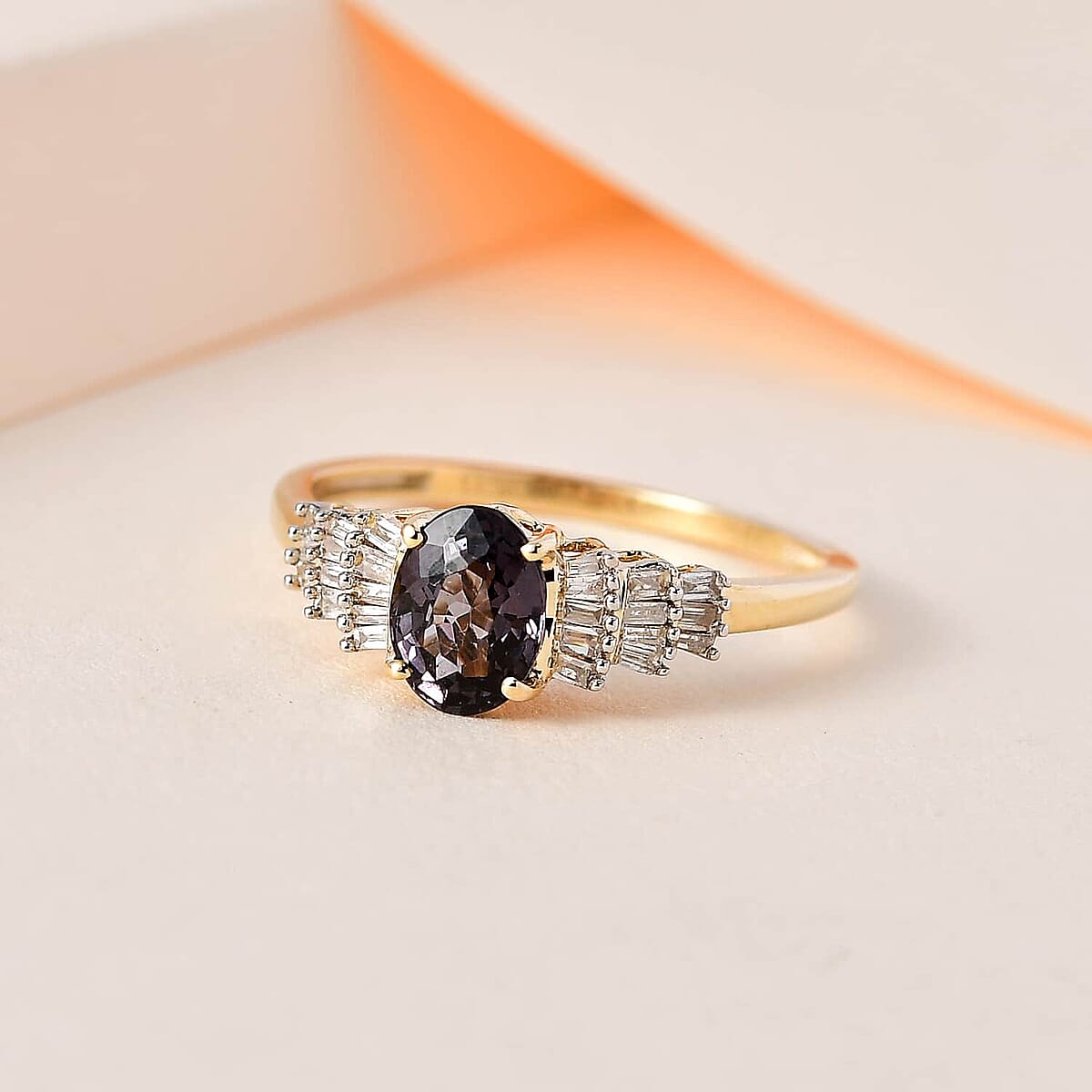 Luxoro 10K Yellow Gold AAA Gray Spinel and G-H I2 Diamond Ring (Size 7.5) 1.00 ctw image number 1