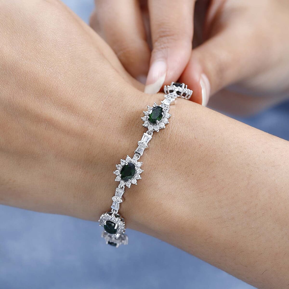 Chrome Diopside and White Zircon Sunburst Link Bracelet in Platinum Over Sterling Silver (8.00 In) 14.65 ctw image number 2