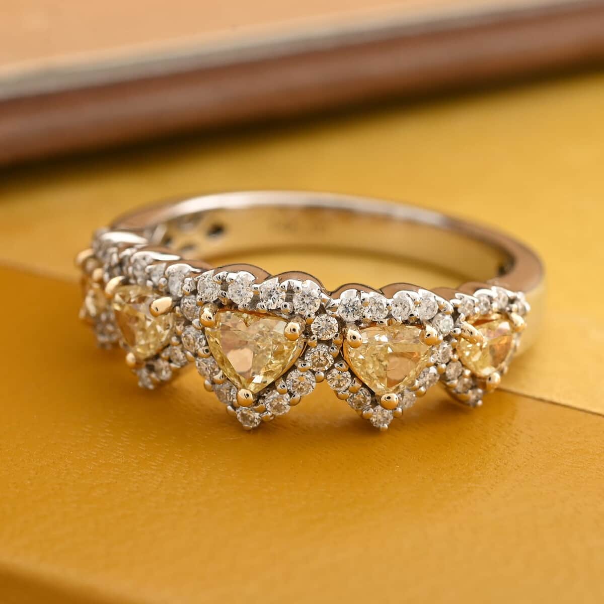 Modani 14K Yellow and White Gold Natural Yellow and White Diamond Ring (Size 7.0) 4.40 Grams 1.25 ctw image number 1