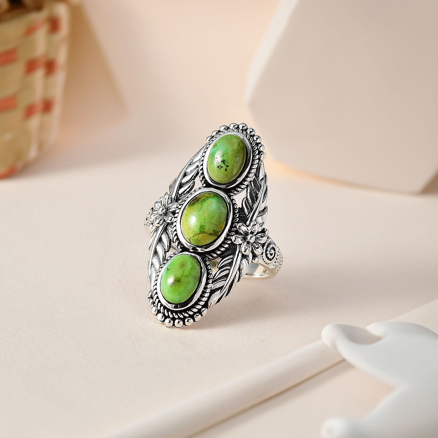 Artisan Crafted Sonoran Gold Turquoise 3 Stone Ring in Sterling Silver (Size 10.0) 3.25 ctw
