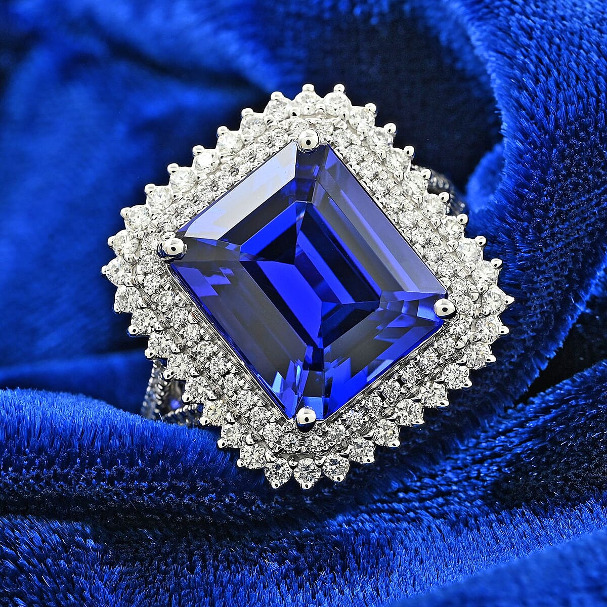 Certified & Appraised Rhapsody 950 Platinum AAAA Tanzanite, Diamond (E-F, VS) (0.73 cts) Ring (Size 7.5) (9.95 g) 7.60 ctw image number 1