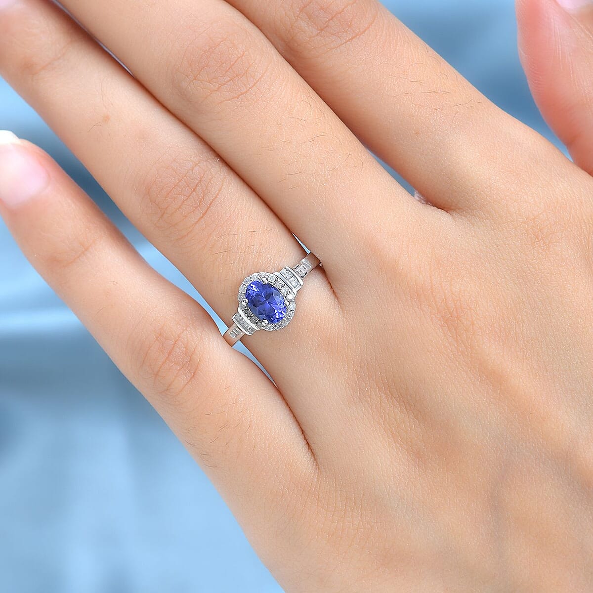 AAA Tanzanite, Diamond (0.20 cts) Halo Ring in Platinum Over Sterling Silver (Size 7.0) 1.00 ctw image number 2