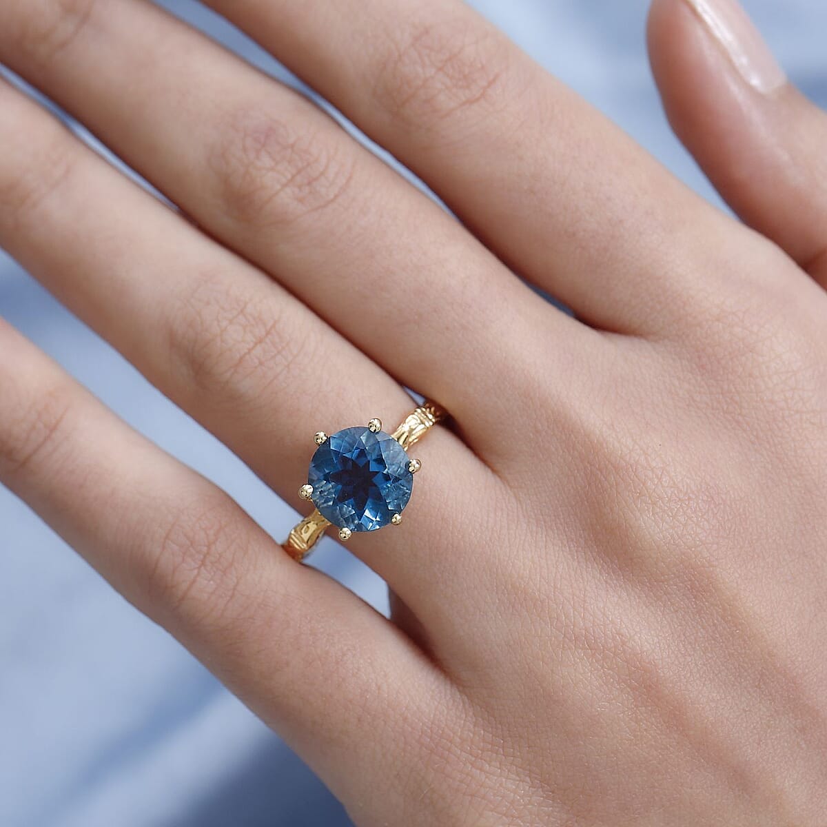 Dean Teal Fluorite (IR) and White Zircon Bamboo Shank Ring in Vermeil Yellow Gold Over Sterling Silver (Size 8.0) 4.25 ctw image number 2