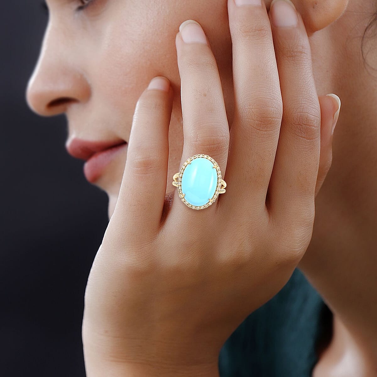 Certified & Appraised Luxoro 10K Yellow Gold AAA Sleeping Beauty Turquoise and G-H I2 Diamond Ring (Size 10.0) 11.05 ctw image number 2