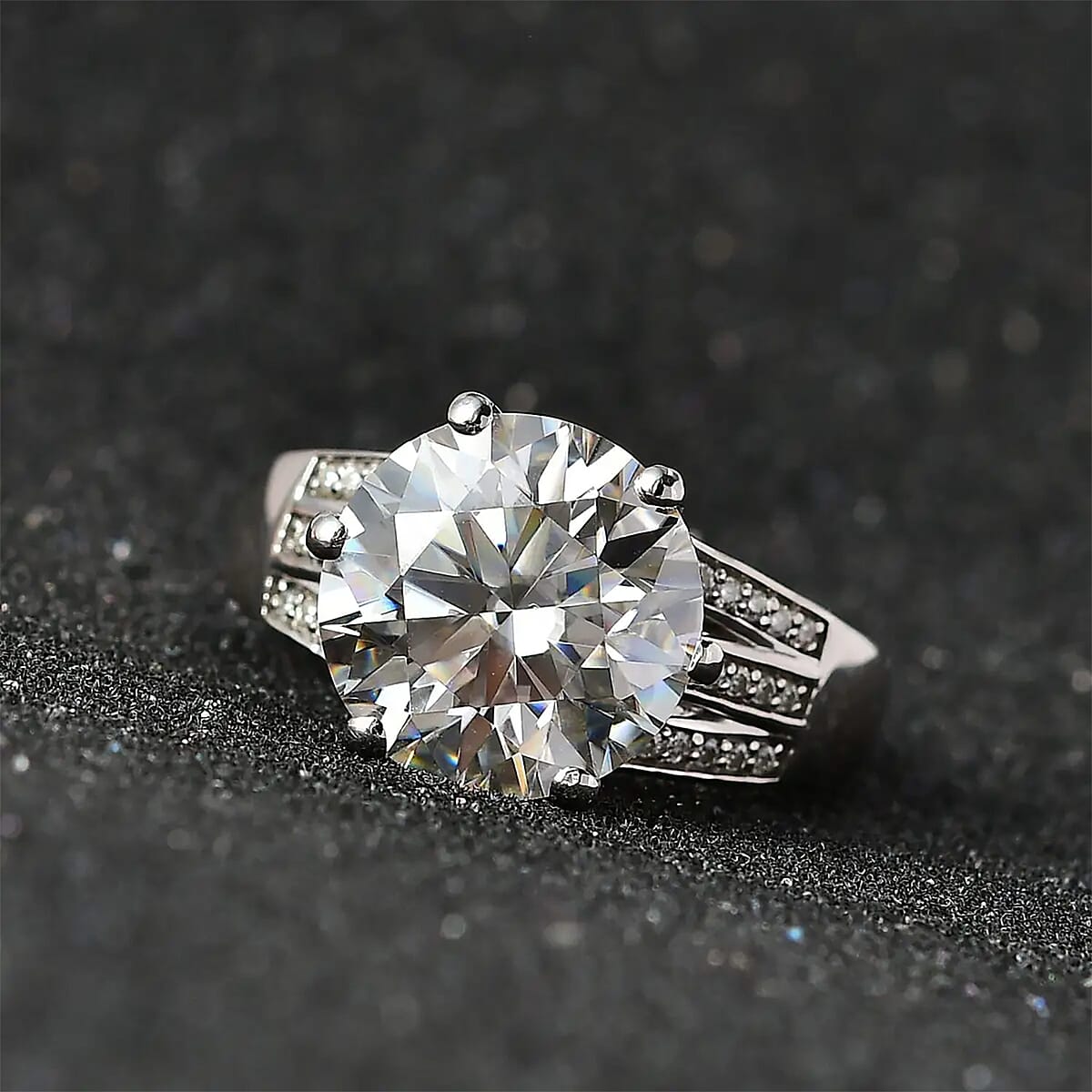 Moissanite and Ouro Fino Rubellite 6.60 ctw Princess Crown Ring in Platinum Over Sterling Silver (Size 7.0) image number 1