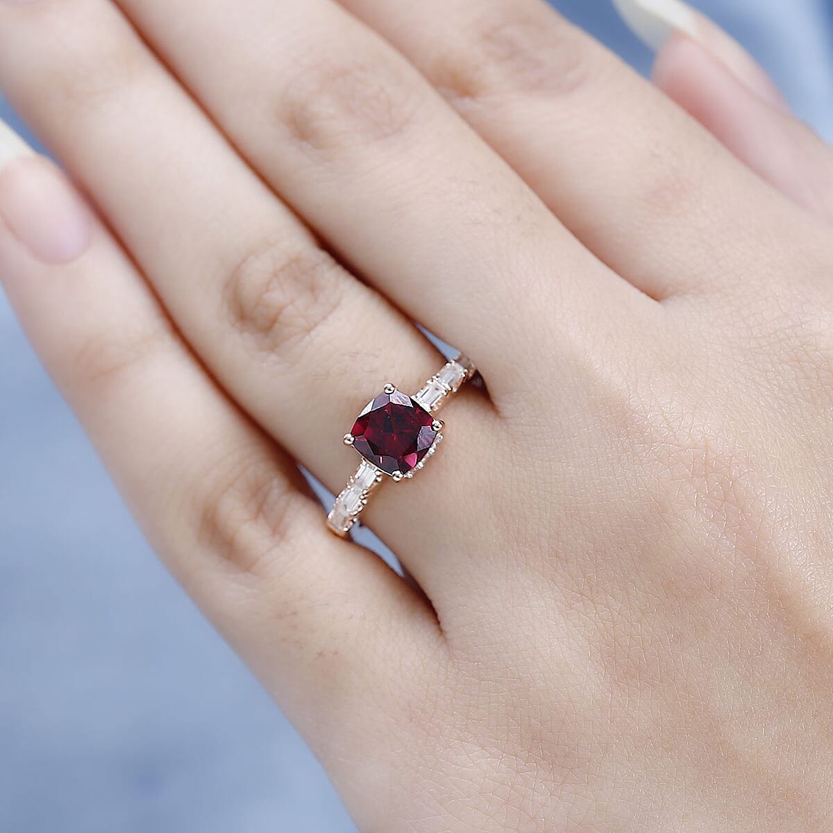Tanzanian Wine Garnet and Moissanite Ring in Vermeil Rose Gold Over Sterling Silver (Size 10.0) 2.20 ctw (Del. in 10-12 Days) image number 2