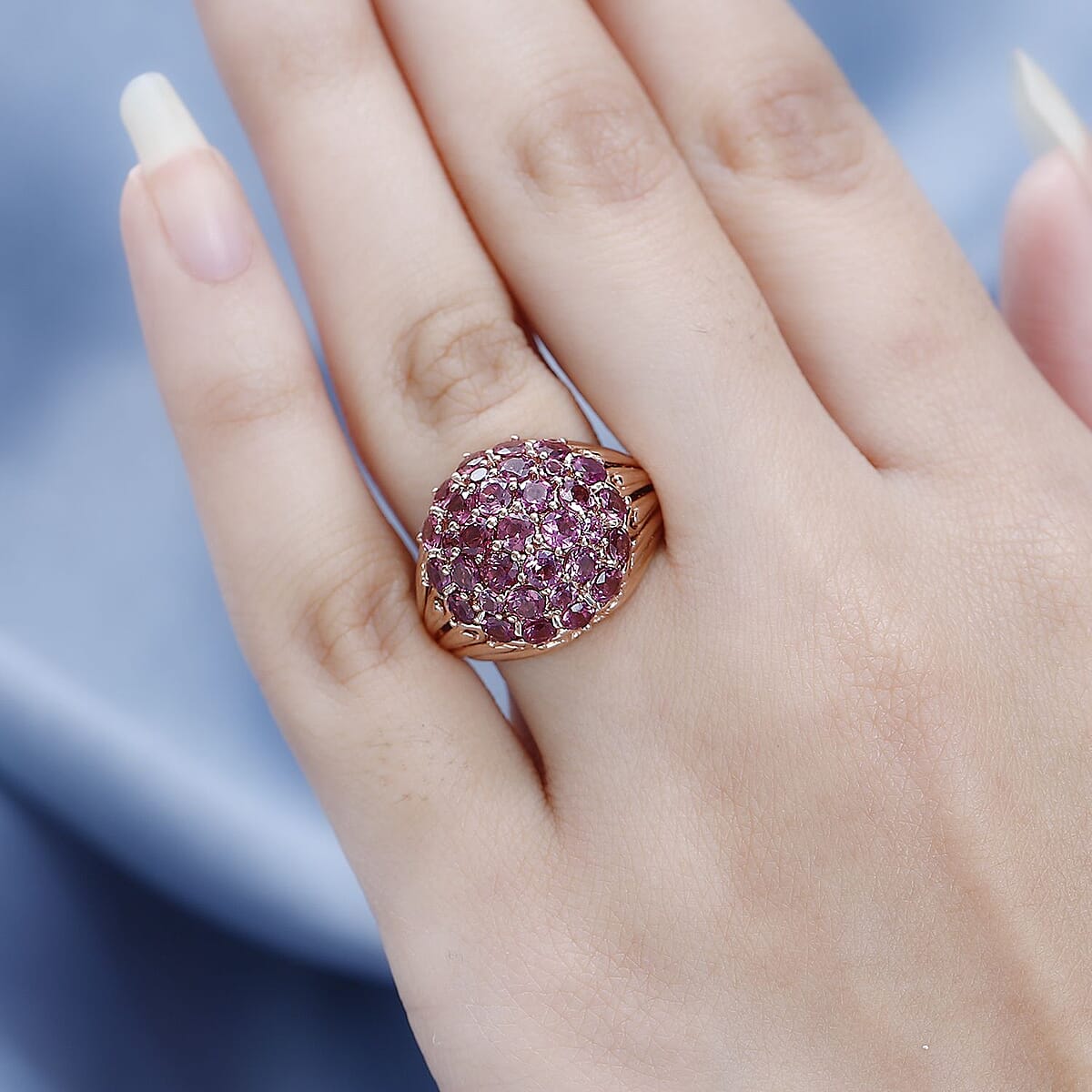 Tanzanian Wine Garnet Cluster Ring in Vermeil Rose Gold Over Sterling Silver (Size 10.0) 4.20 ctw image number 2