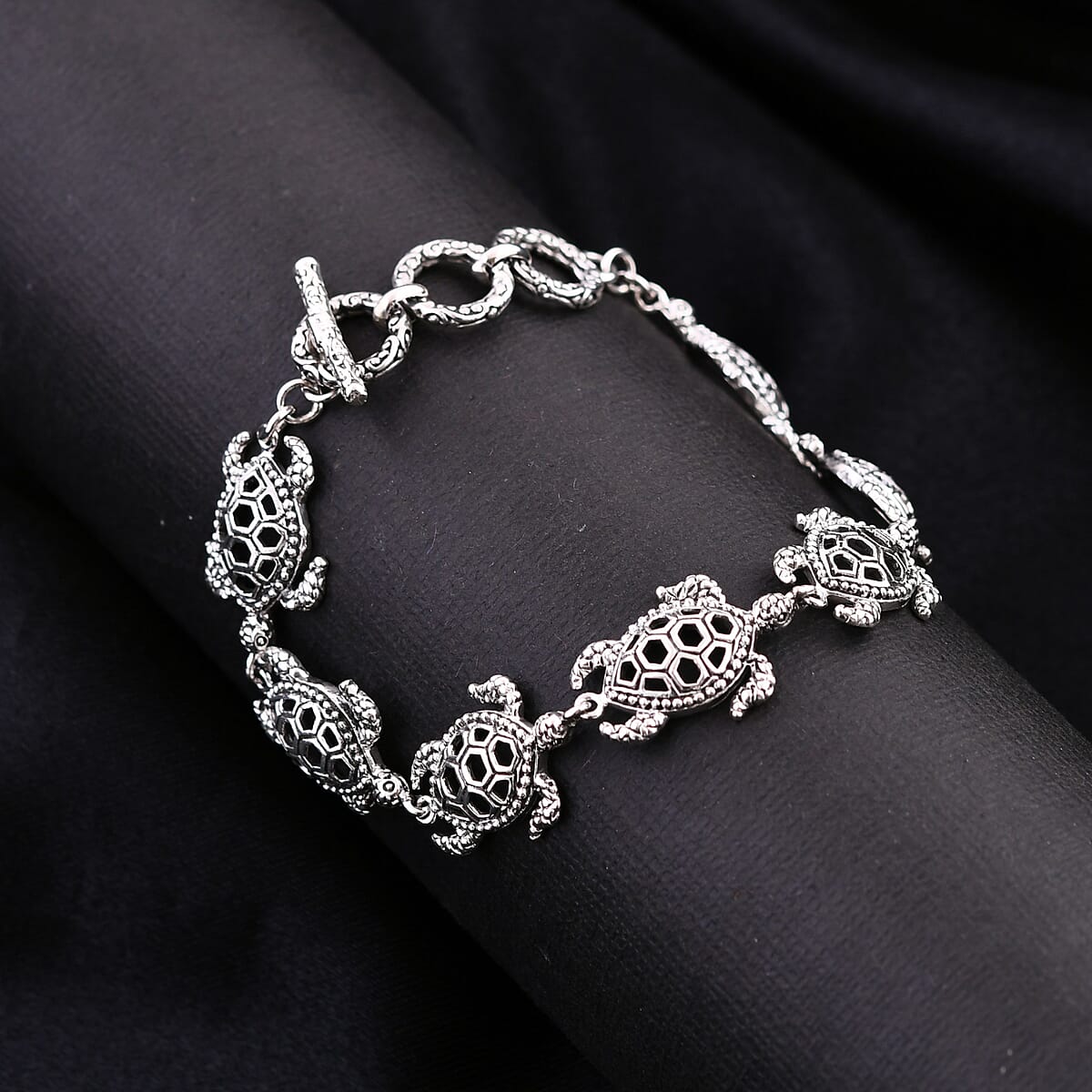 Bali Legacy Sterling Silver Toggle Clasp Turtle Bracelet 17.75 Grams image number 1