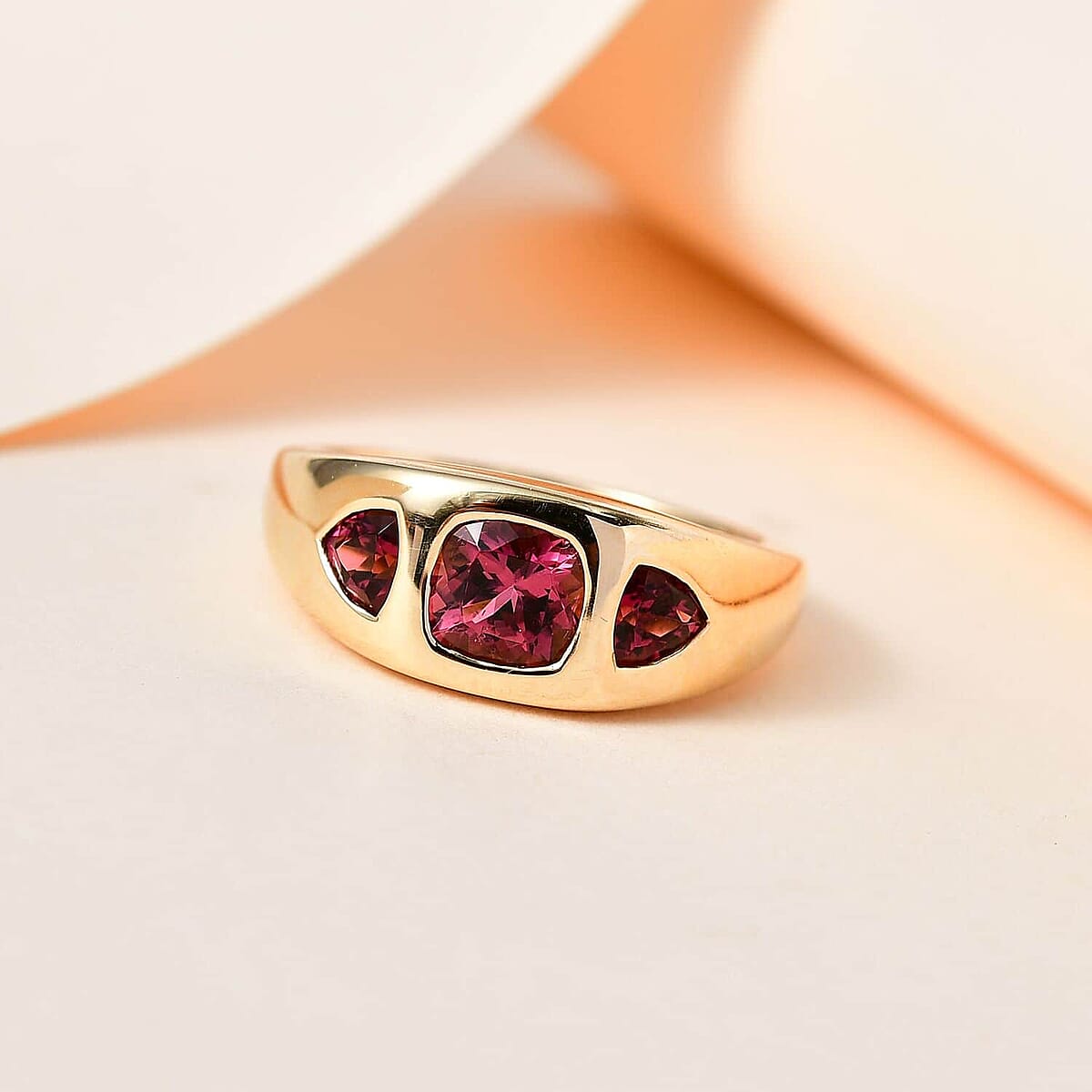 Luxoro 14K Yellow Gold AAA Calabar Tourmaline, Ouro Fino Rubellite 3 Stone Ring (Size 10.0) 1.50 ctw image number 1