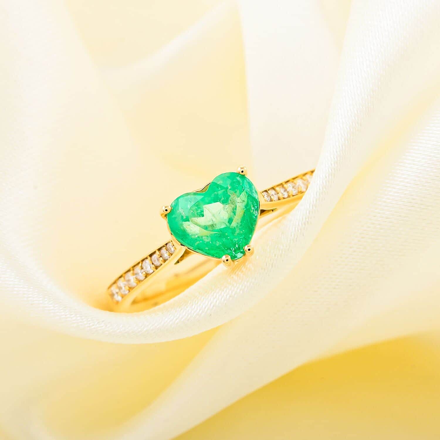 Certified & Appraised Iliana 18K Yellow Gold AAA Boyaca Colombian Emerald and G-H SI Diamond Ring (Size 10.0) 1.70 ctw