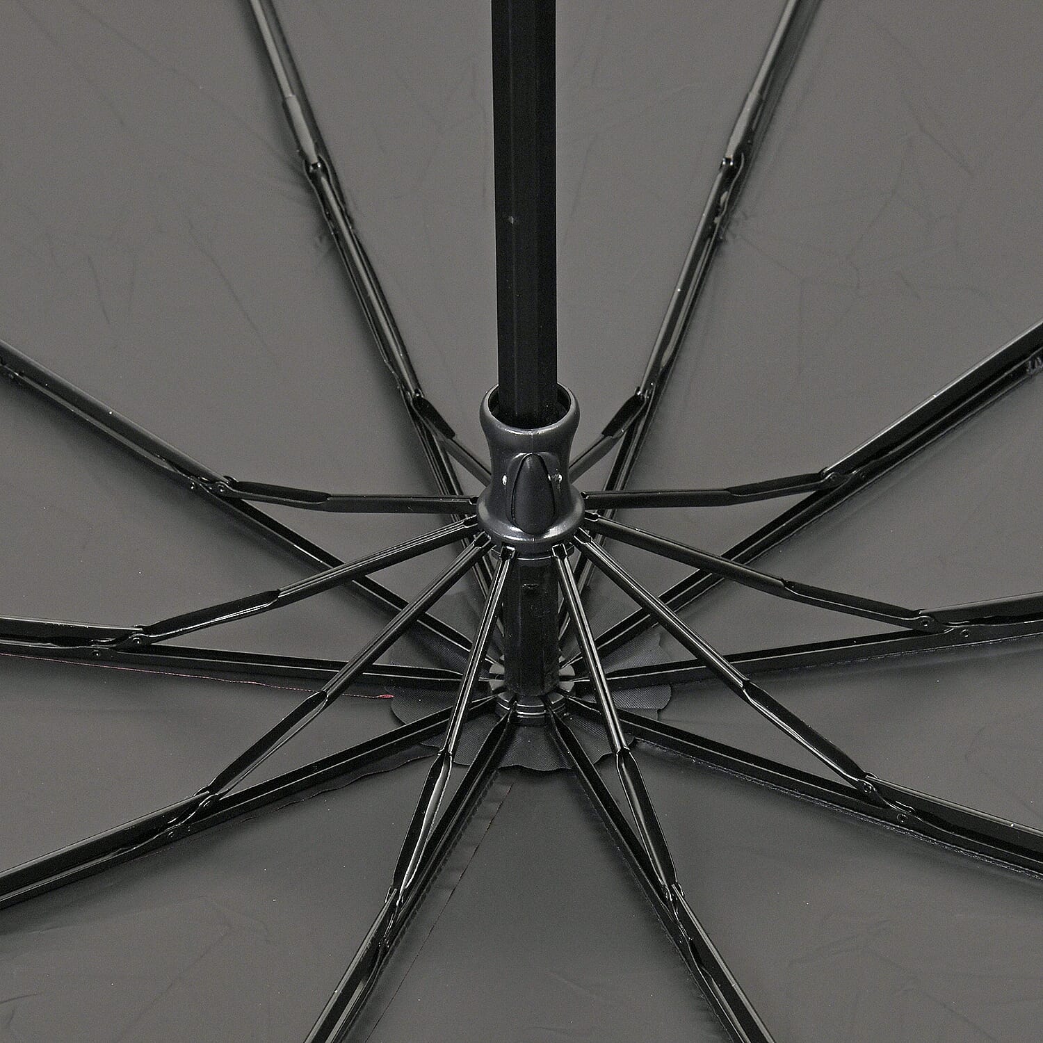 Black Folding Sun Umbrella with 10 Ribs (Inside Black Coating Can Provide UPF 50+ Protection)