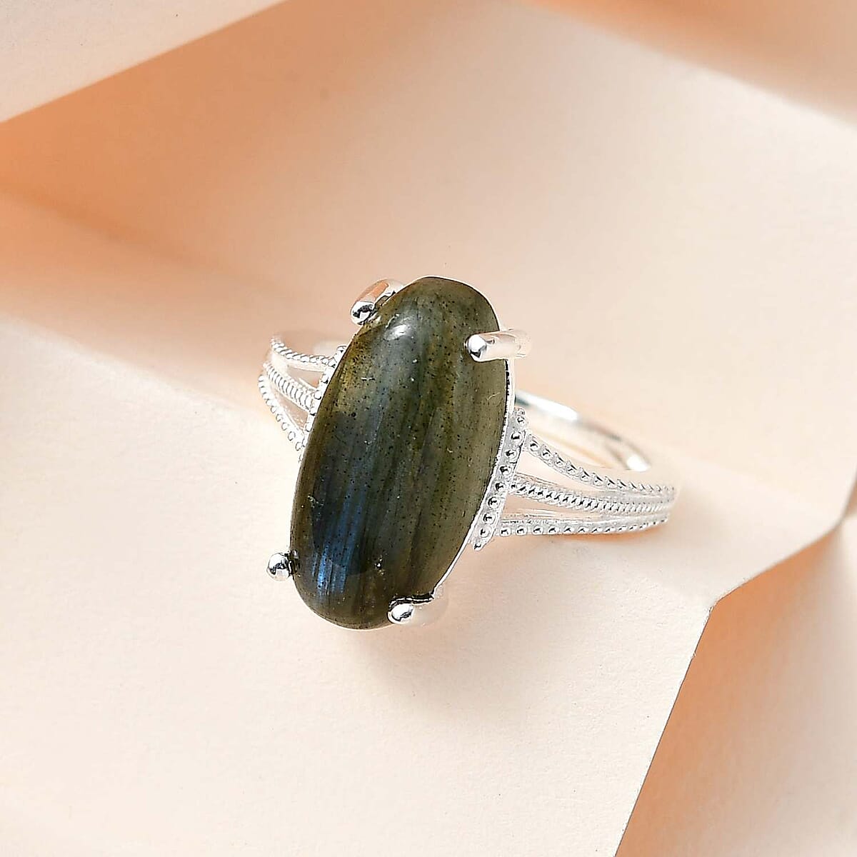 Malagasy Labradorite Solitaire Ring in Sterling Silver (Size 10.0) 5.90 ctw image number 1