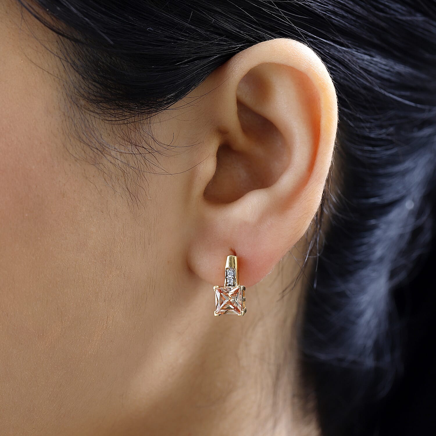 Simulated Champagne Diamond