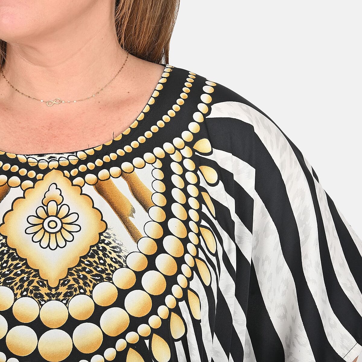 Winlar Black and White Paisley Print Kaftan, Free Size Loose Fit Polyester Kaftan For Women - One Size Fits Most image number 4