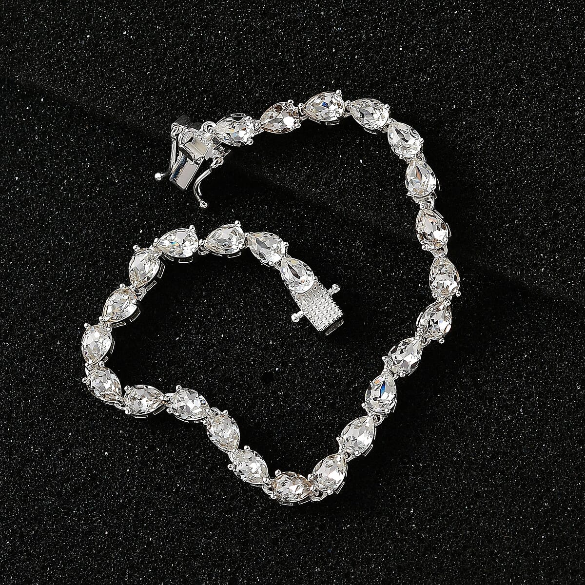 Designer Premium Austrian Crystal Link Bracelet in Sterling Silver (7.25 In) image number 1
